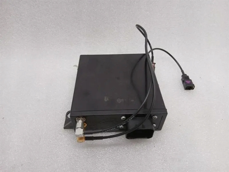 Блок керування двигуна aston martin 12651 Недорого