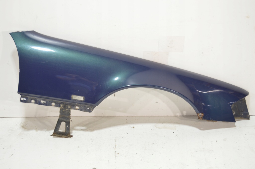 Купить Крыло правый перед mercedes r129 sl 1298800418