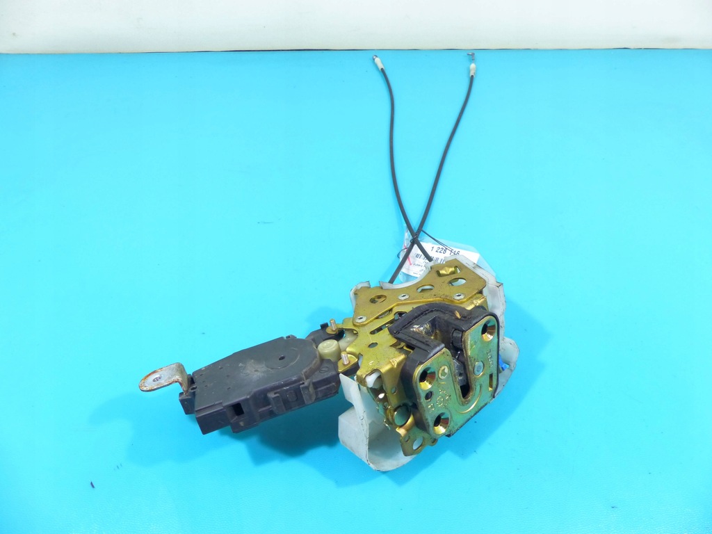 фото №1, Замок перед правый 2 pin subaru forester ii sg eu