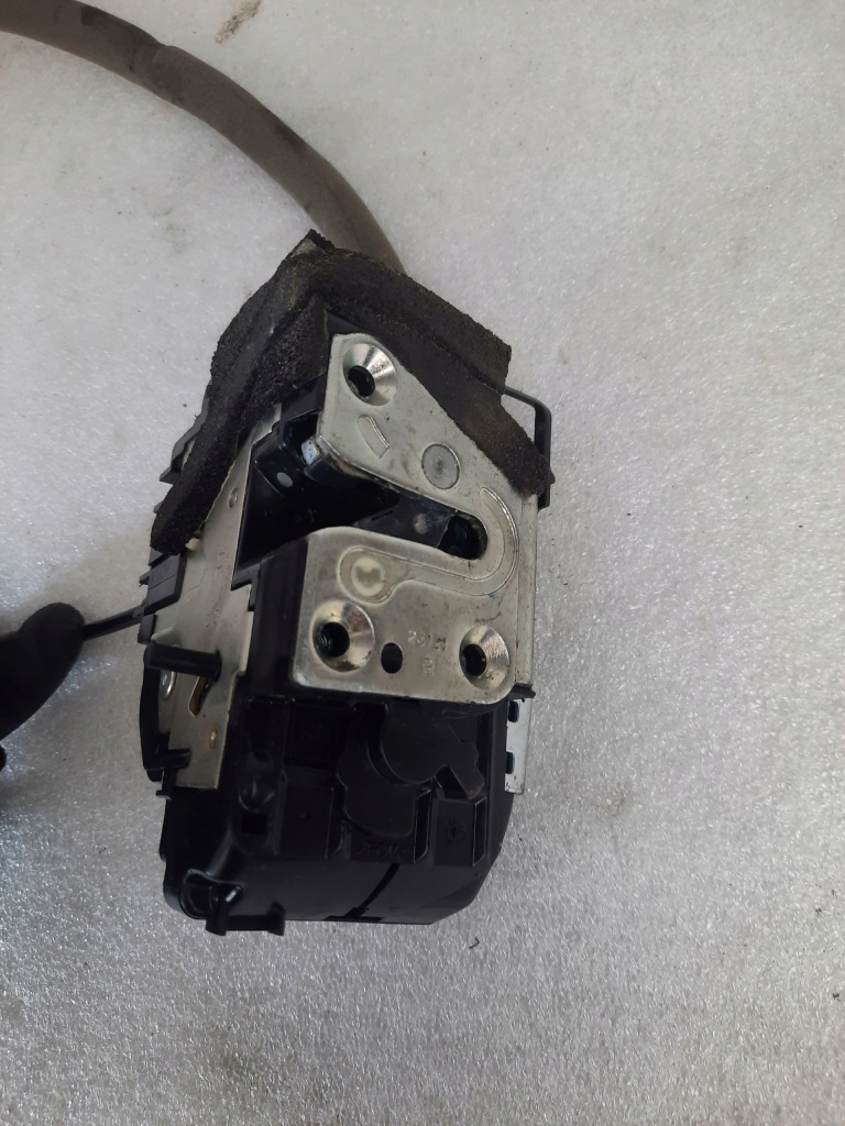 фото №3, Замок дверь правый задняя infiniti q50 13-