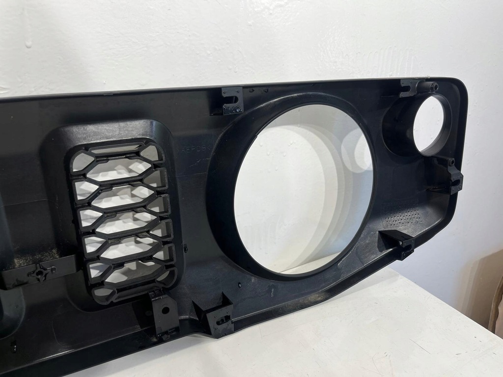 фото №5, Решётка радиатора решётка радиатора 72111-78r0 suzuki jimny ii