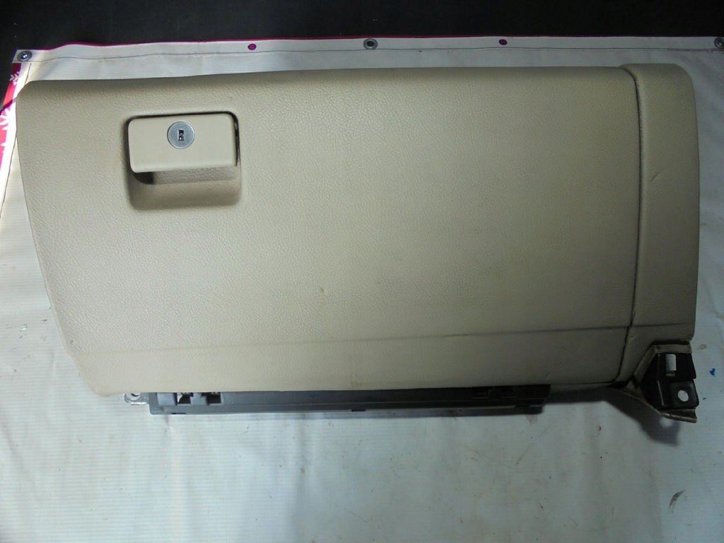 фото №1, Бардачок пассажира lexus rx ii 400h 2007