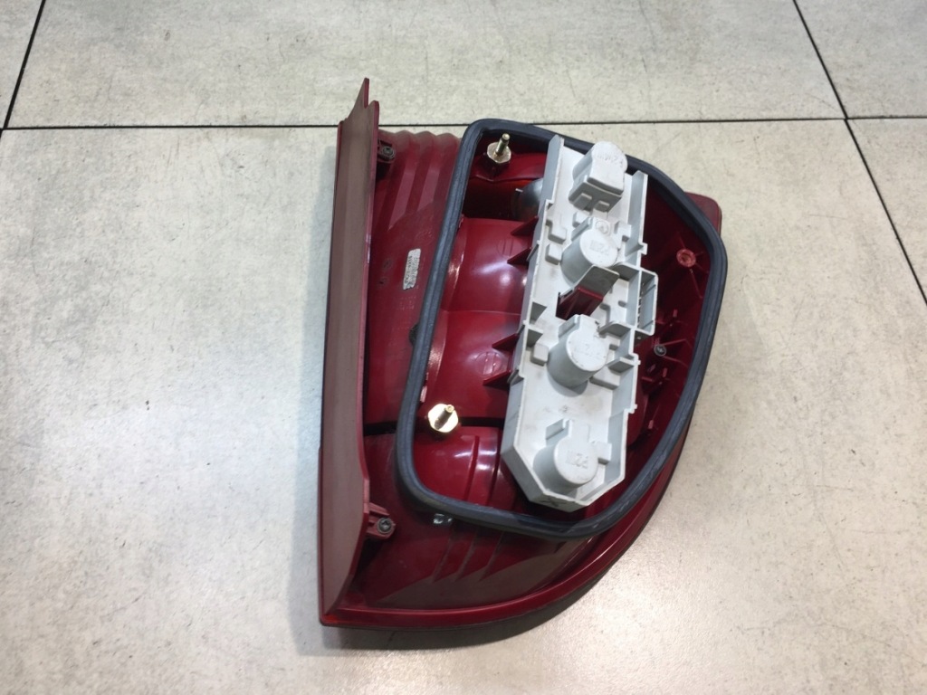 фото №6, Лампа правый задняя superb i 1.9 tdi 3u5945096