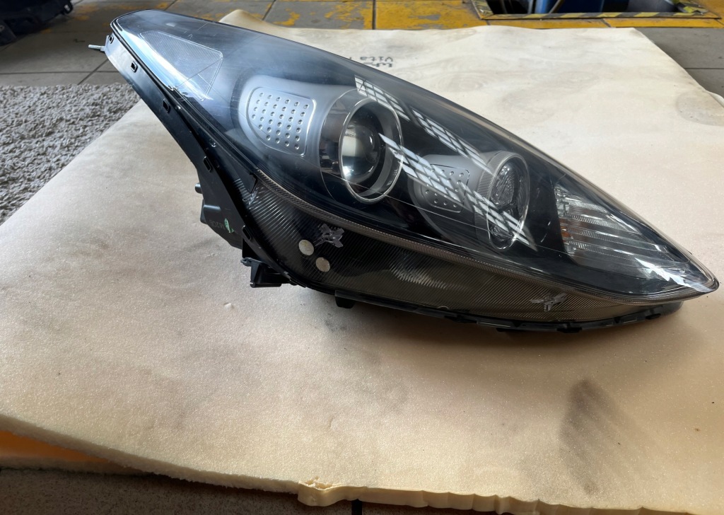 фото №6, Фара лампа правый kia sportage iv 92102-f1010