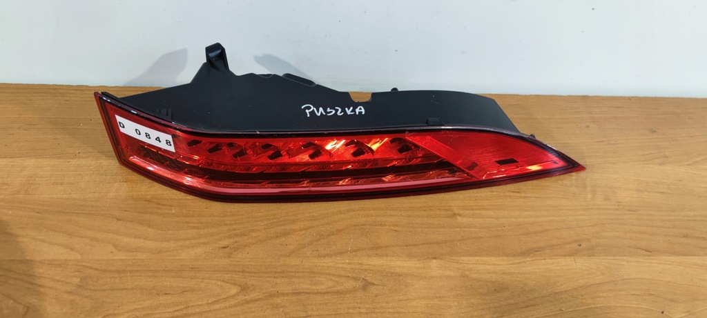 фото №1, Jaguar f-pace правая лампа задняя корпус корпус d0848