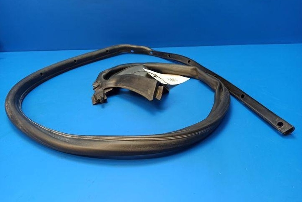 фото №9, Прокладка задних правых дверь mercedes-benz cls c219 a2197370230 3.2l