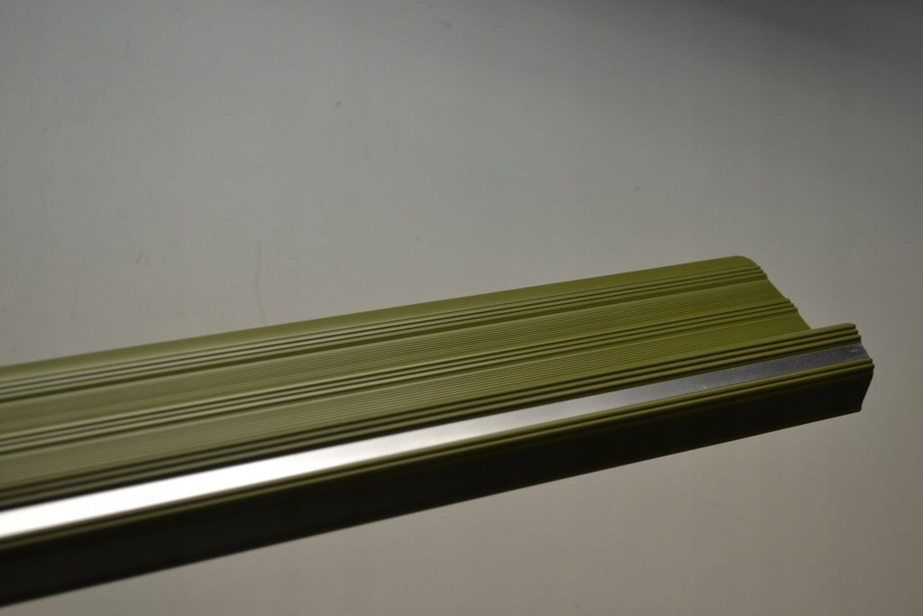 фото №5, Mercedes w123 coupe молдинг накладка поріг ліва