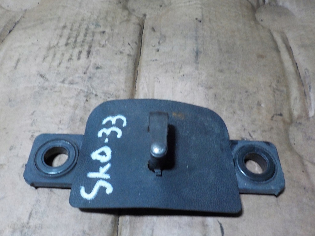 фото №1, Skoda rapid 1.6 tdi 2016r засувка задній кришки