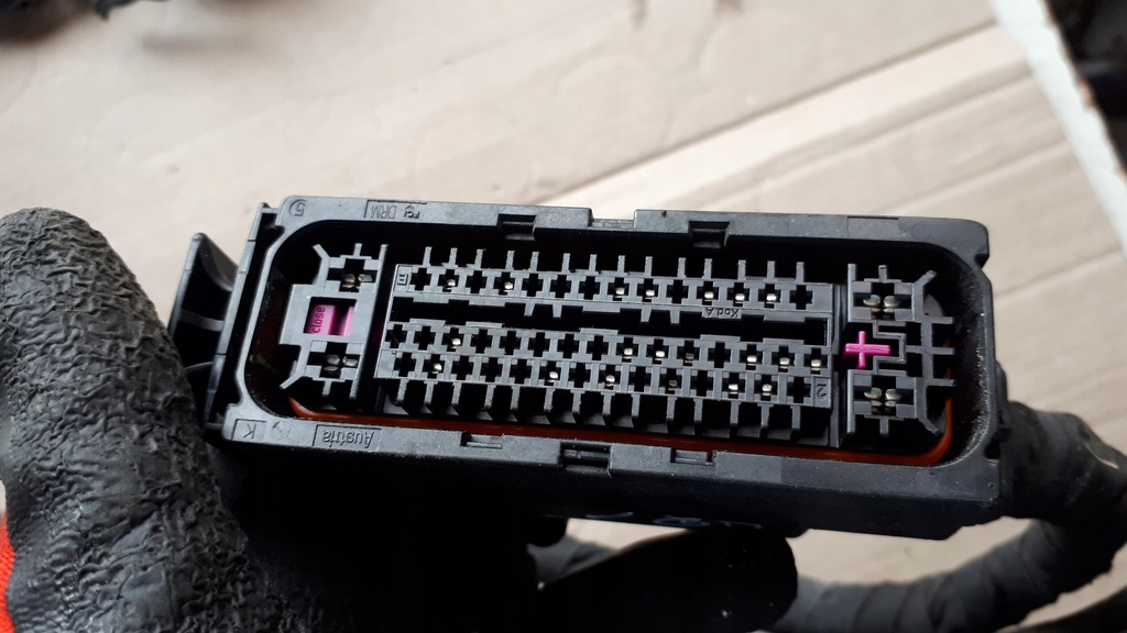 фото №7, A6 c7 4g штекер з'єднувач насоса гальмівний a7 4g