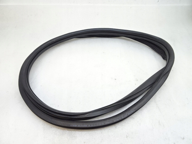 фото №1, Citroen c3 iii права прокладка двері передніх перед 9813059580