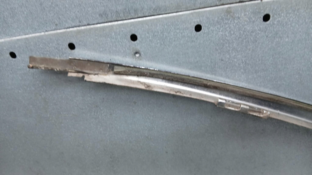 фото №8, Молдинг хром скло правий задня audi a8 d3 02-09r