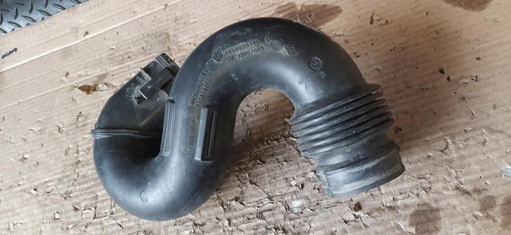 фото №6, Труба шланг воздуха trafic iii 165555514r