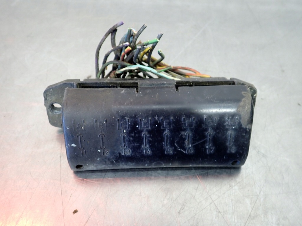 фото №1, Коробка запобіжників fiat 126p