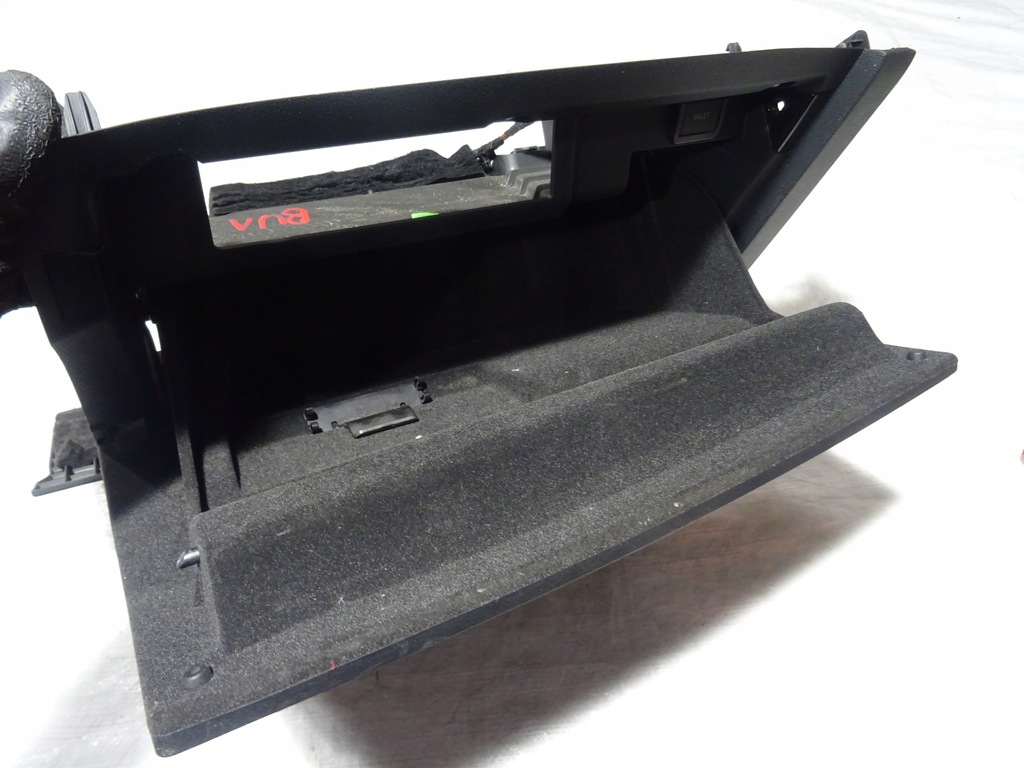 фото №9, Бардачок пассажира правый подушка безопасности audi a4 b9 8w0 audi a5 ii 8w1880302 8w7880302