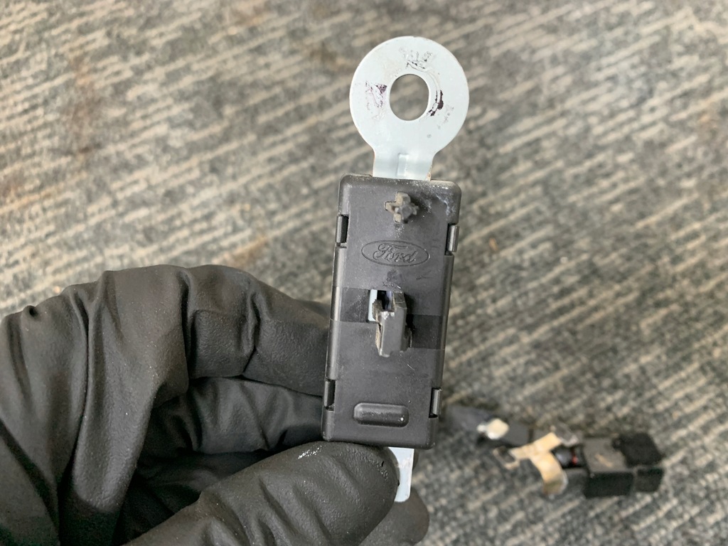 фото №9, Ford mustang mach-e 21r усилитель антенный антенны оригинал