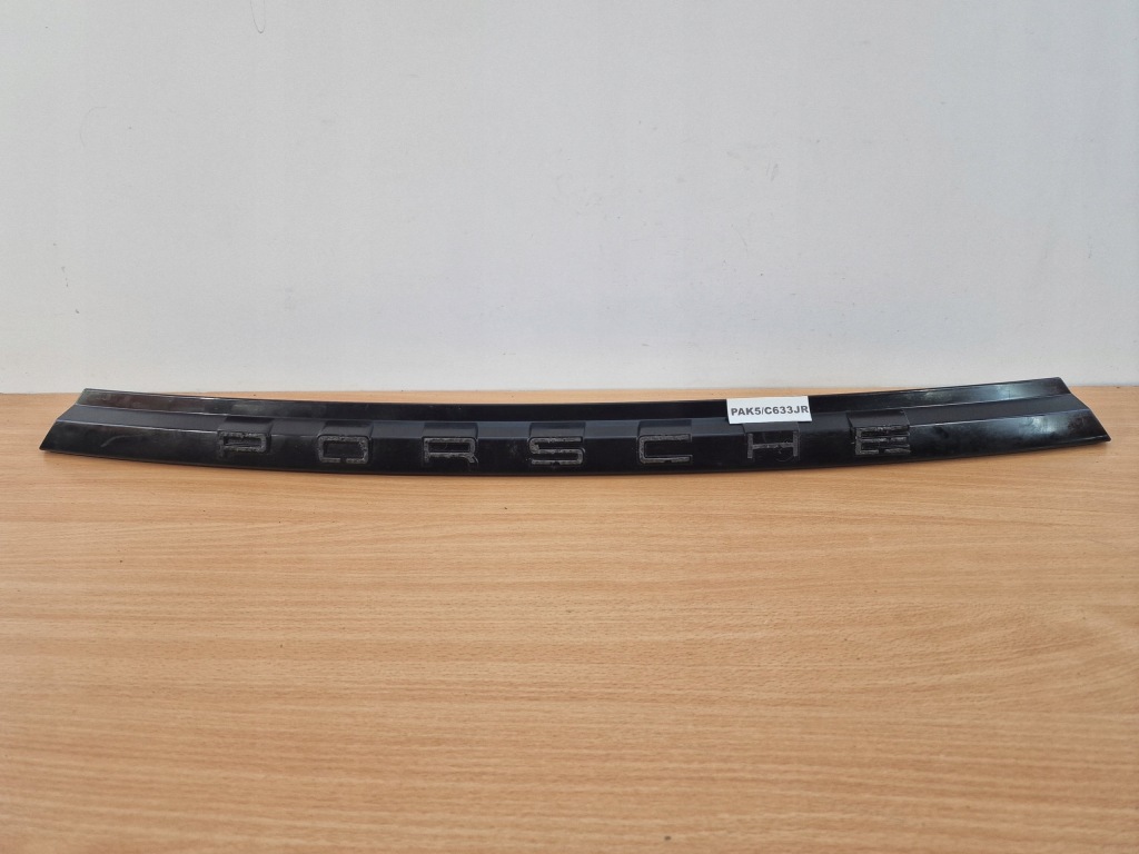 фото №1, Porsche panamera 971 молдинг кришки задня накладка org