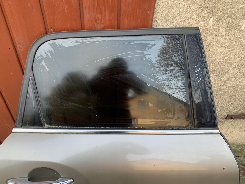 Дверей задні задні праве  mini f60 комплектна Ціна