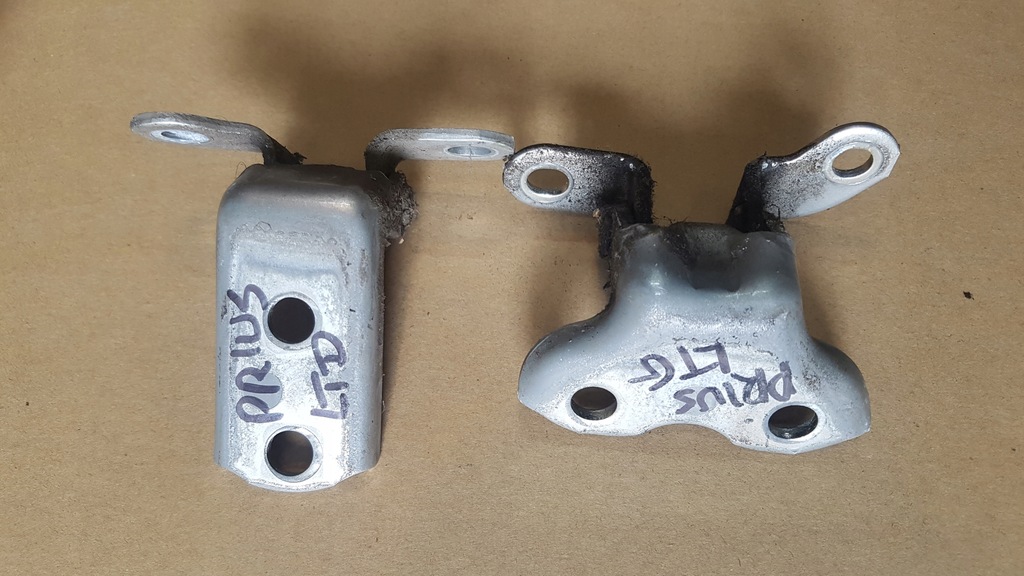 фото №1, Toyota prius 03-09 ii петлі двері лівий задня