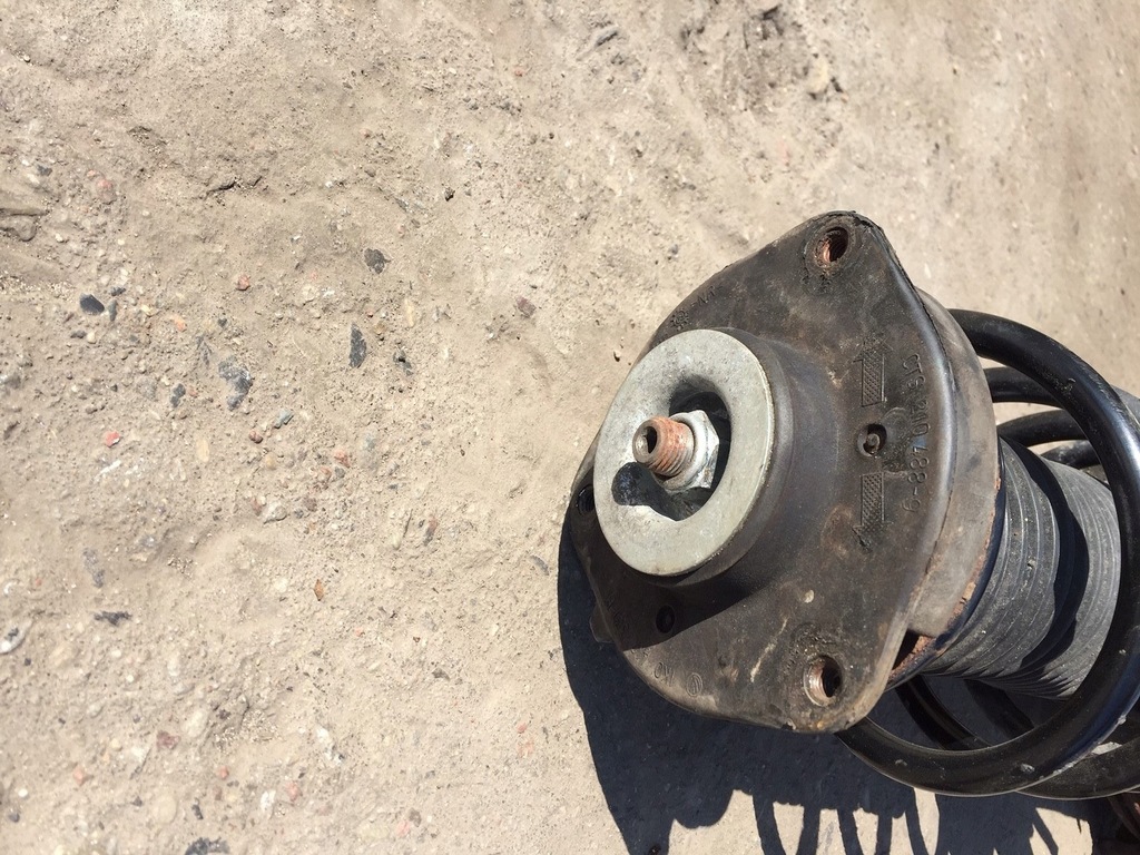 фото №7, Audi a3 8p lift поворотный кулак правая правый перед