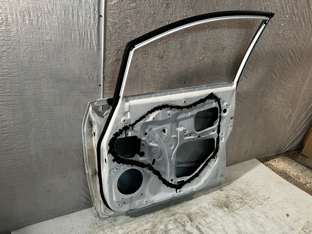 фото №9, Toyota verso дверь правый перед передние правое 09-