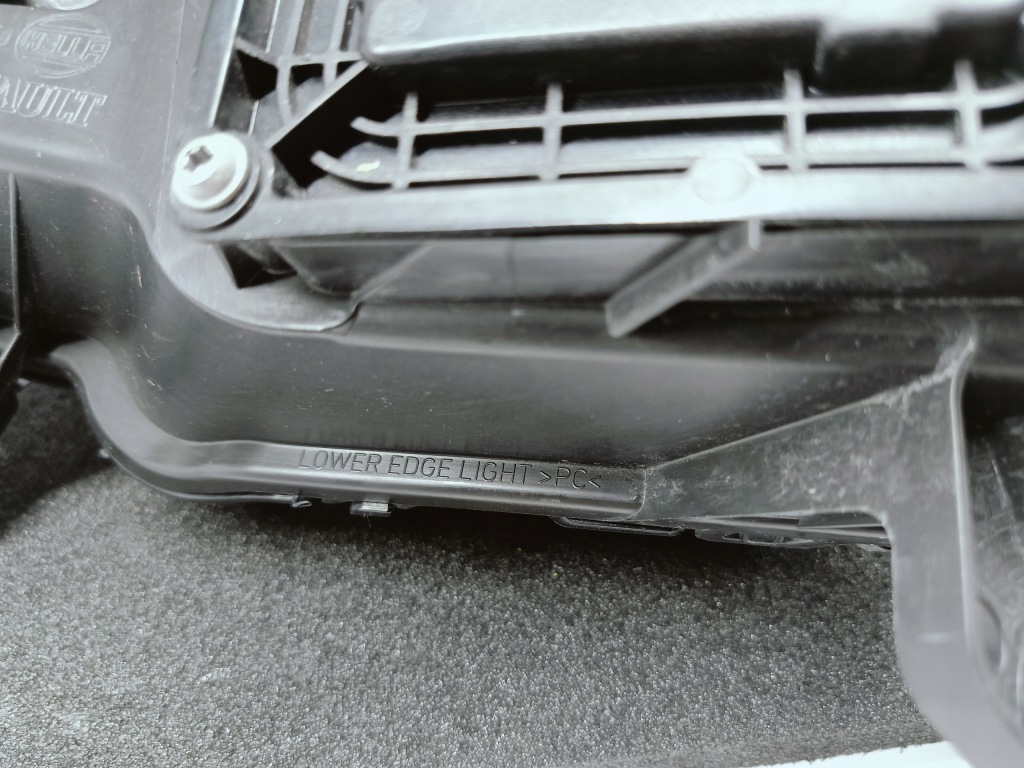 Renault megane v 5 e-tech 21-протитуманна фара ліхтар drl правий фара led 266009007r Зі Шроту