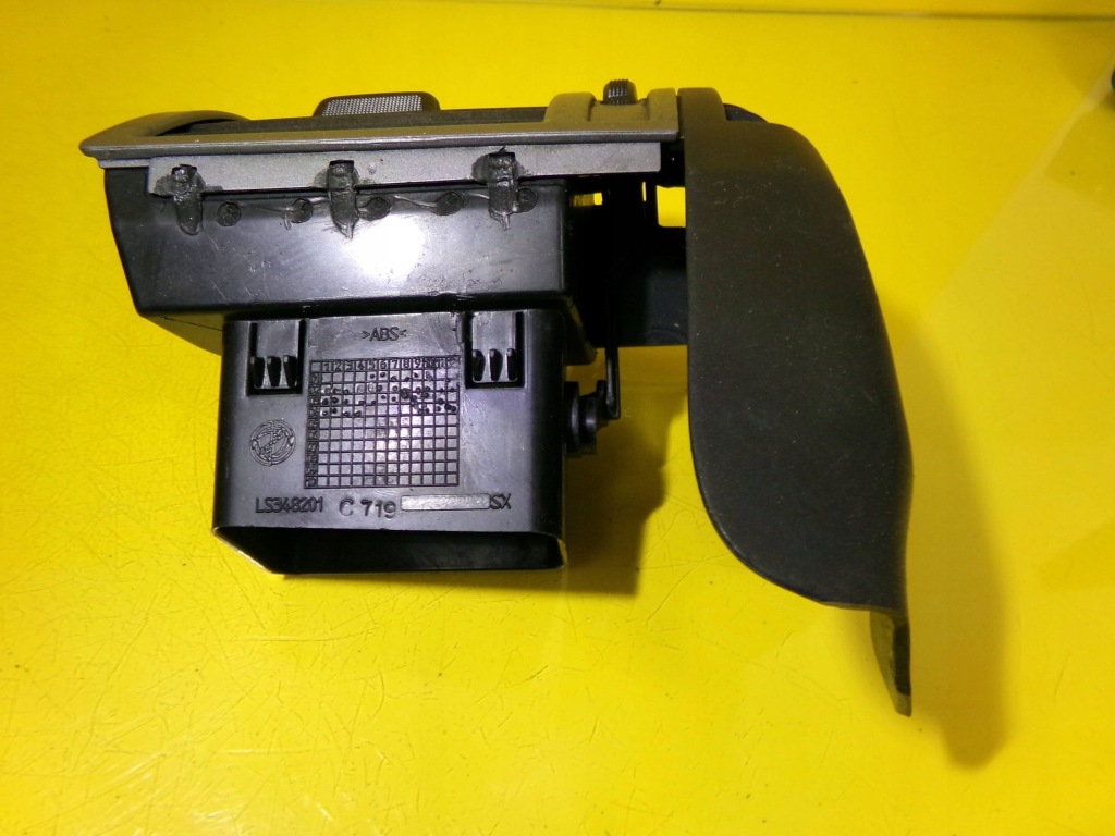 Решётка обдув левая перед fiat stilo 1821920232 nr481 с Разборки