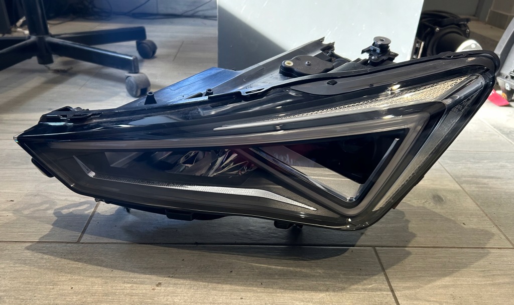 Купити Seat tarraco 5fj фара ліва full led оригінал європа