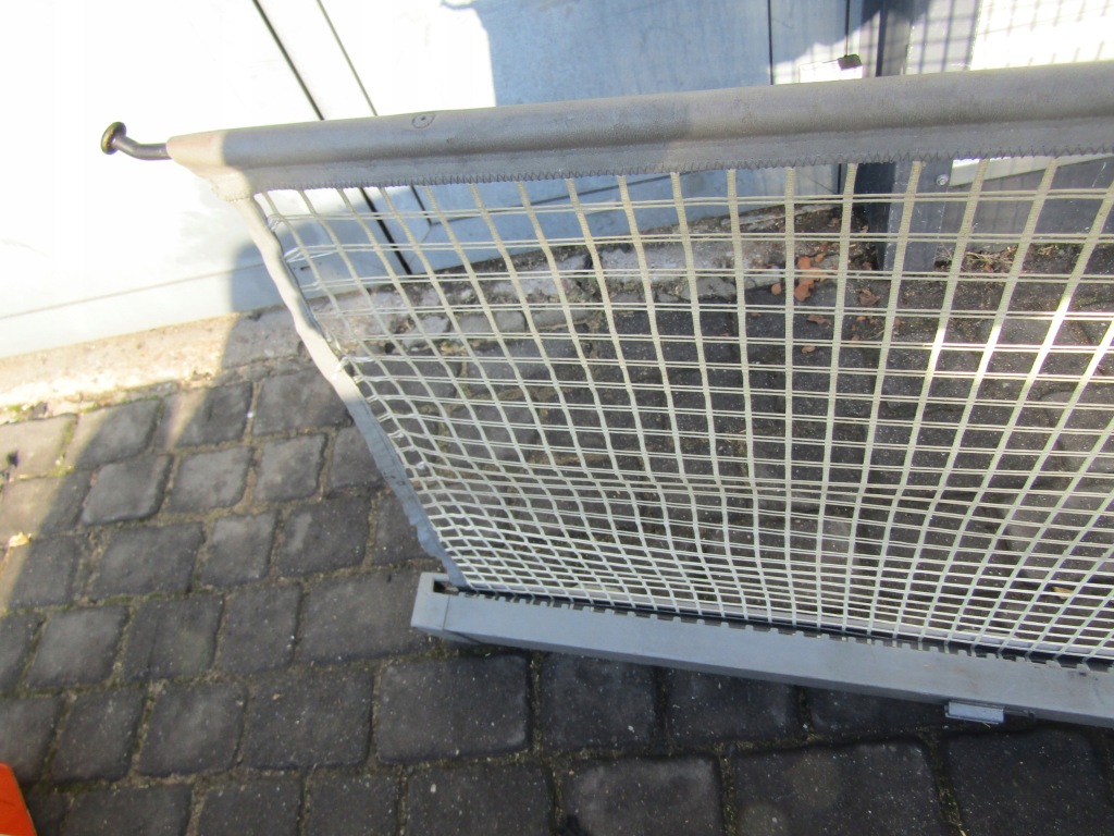 8 mercedes w124 универсал шторка багажника серая Киев