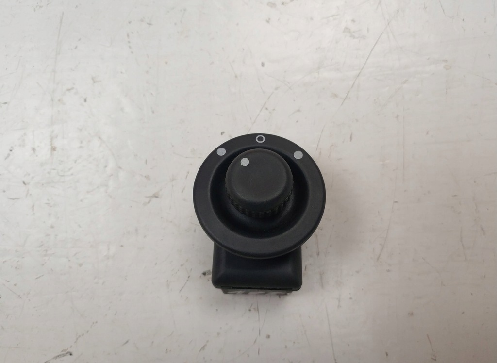 фото №1, Перемикач регулювання дзеркал dacia logan