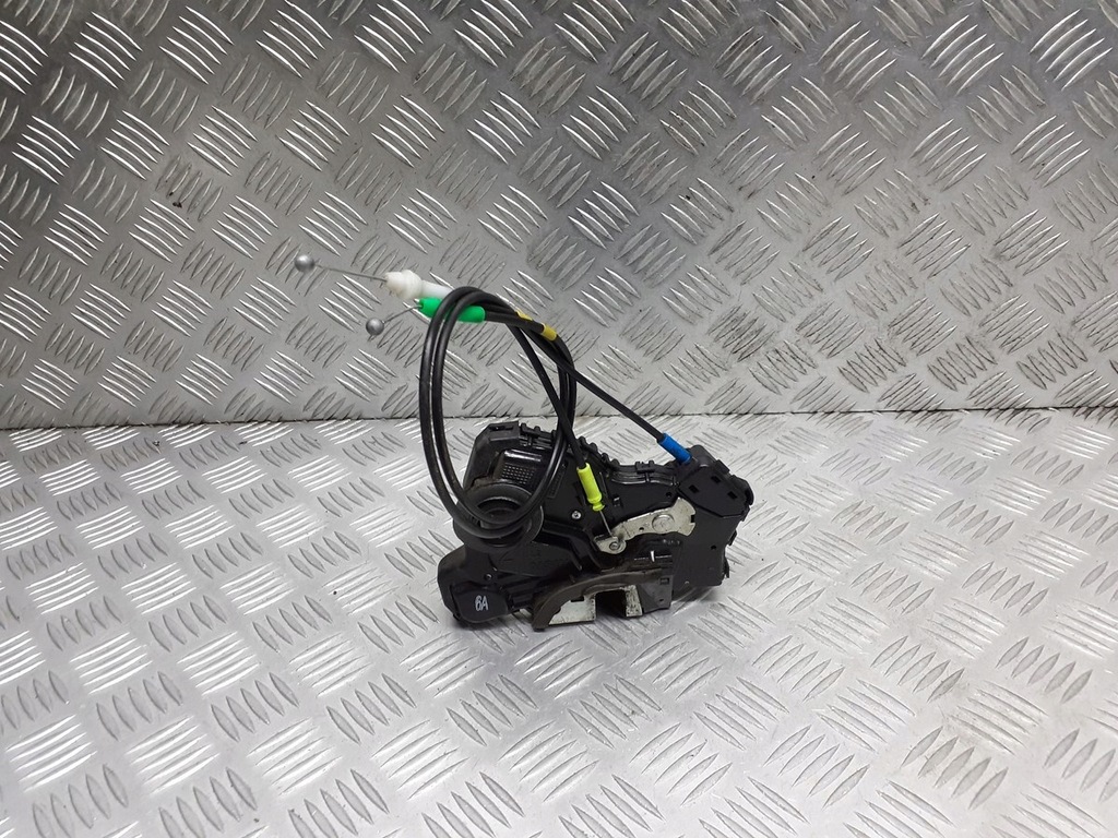 фото №4, Замок дверь левый перед toyota auris e15