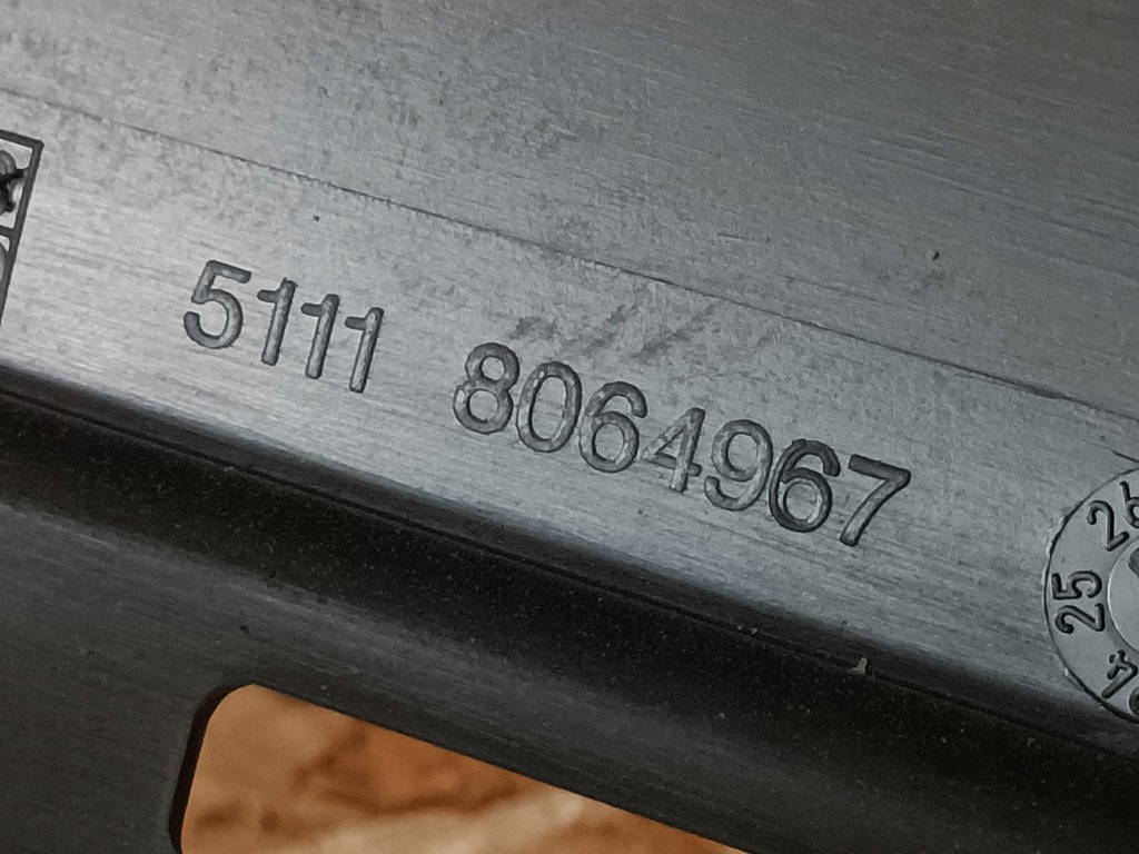 фото №9, Bmw 5 g30 g31 направляющая кронштейн противотуманной фары бампер левый перед 51118064967