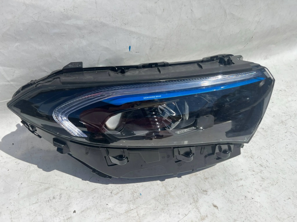 Купити Лампа права mercedes eqb eqa w243 a243 led перед