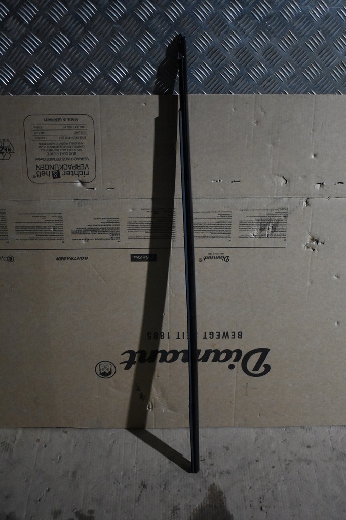 фото №1, Idealna молдинг ущільнювач porsche taycan 1