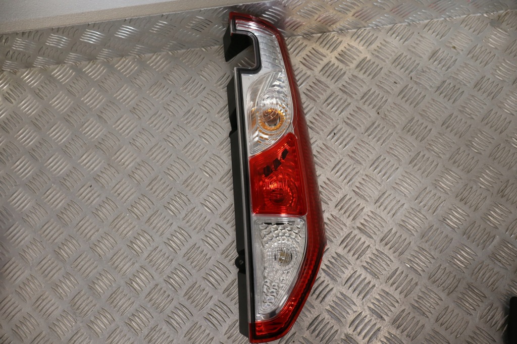 Купить Лампа правая правый задний  задняя renault kangoo iii рестайлинг  2014-2019 265506747r