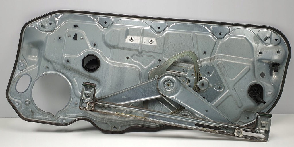 фото №1, Механизм подъемник стекло левый volvo c30 8679978