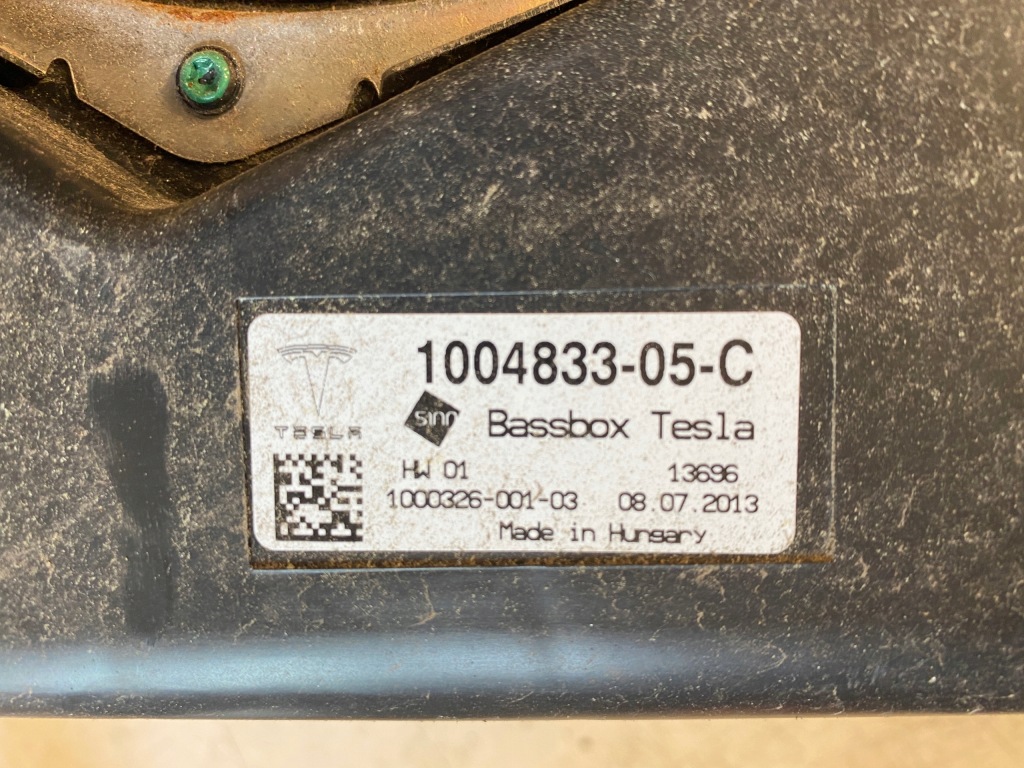 Tesla s 2013r. динамик сабвуфер 1004833-05-c Оригинал