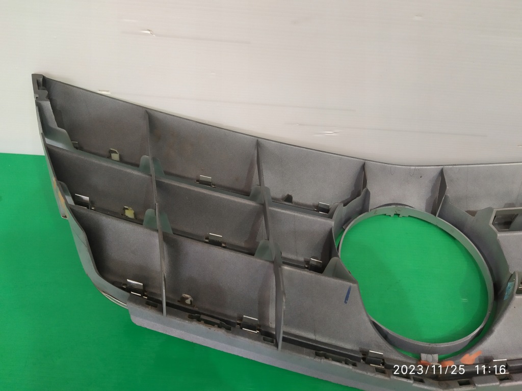 Mercedes b-klasa a1698881660 решітка радіатора решітка радіатора Зі Шроту