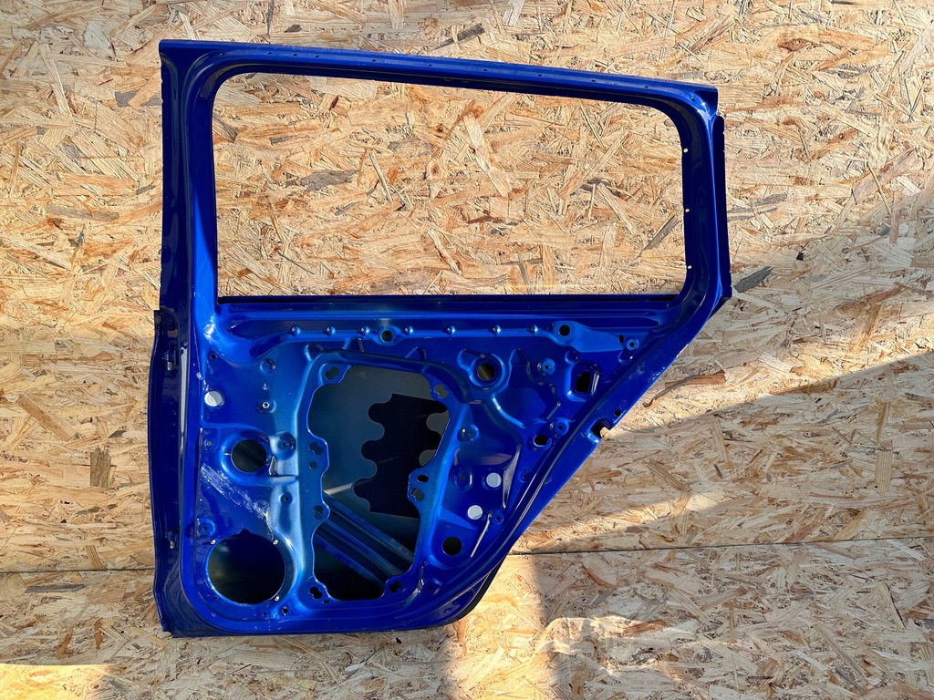 фото №6, Skoda octavia iv 4 дверь задние правое kombi