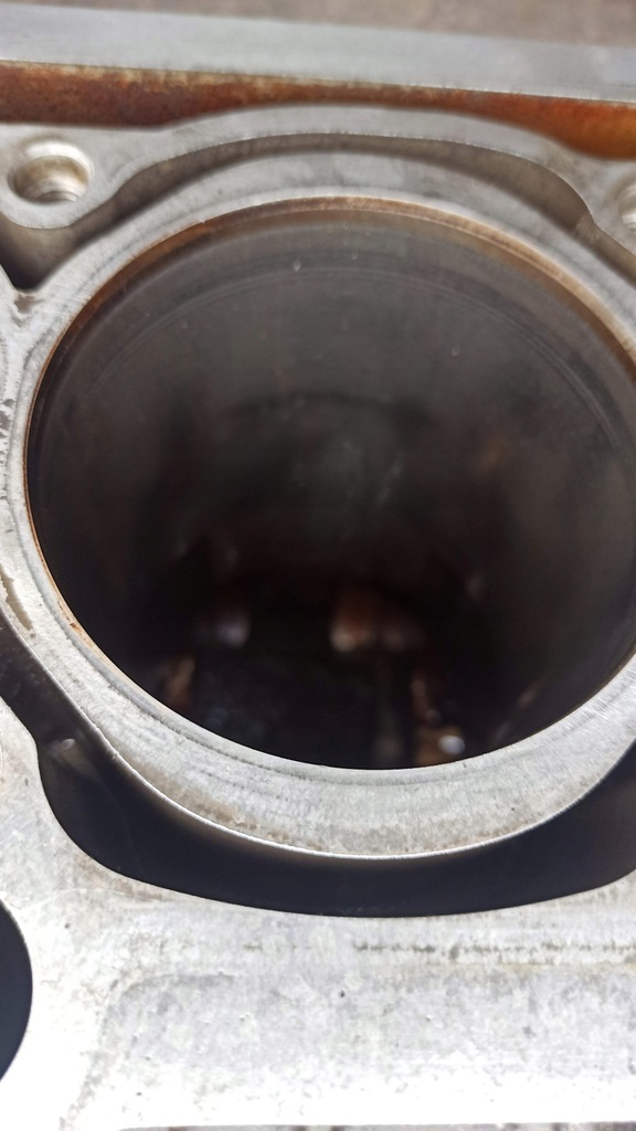 фото №10, Блок двигателя поршни vw golf vi seat audi 1.6 mpi bse cmx ccs 06b103019ak