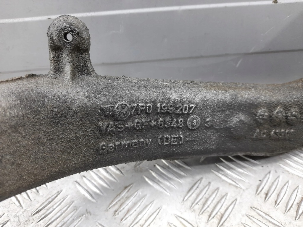 фото №6, Audi q7 4l 7p0199207 с передний кронштейны i лапы