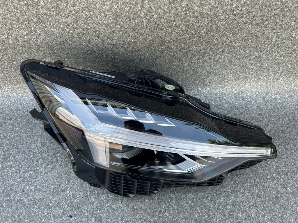 фото №6, Лампа правая передняя polestar ii full led p32228754 poznań