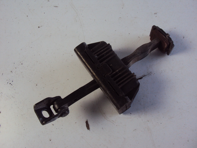 фото №1, Обмежувач двері лівий задня bmw x3 e83 2003-2010