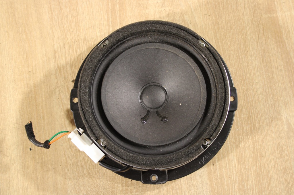 фото №1, Динамик правый задняя hyundai santa fe ii