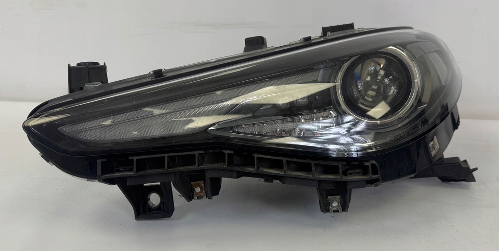 фото №1, Лампа левый перед 50558651 alfa romeo giulia 2.0b 2018r 4x4