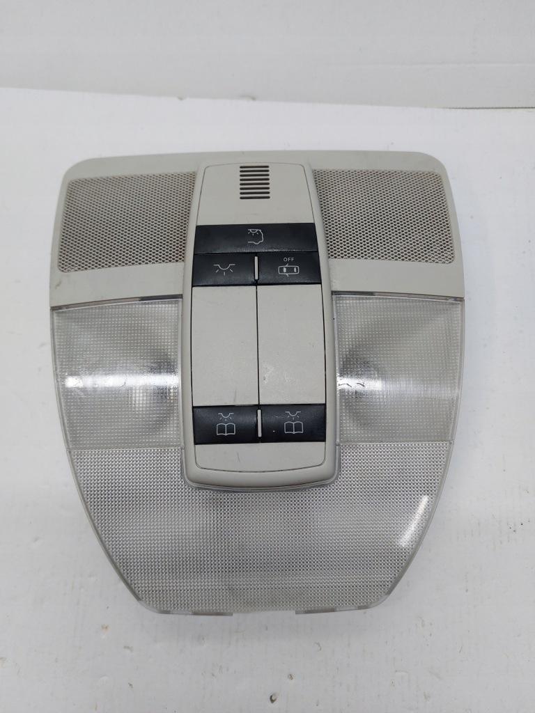 фото №1, Лампа потолочный mercedes a-klasa w169 a1698206001