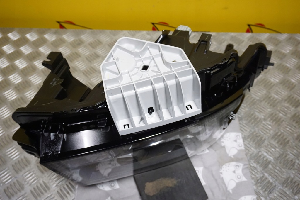 Nissan frontier 2025 -фара лампа правая led америка Недорого