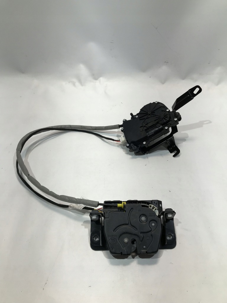 фото №1, Замок кришки задня доводчик 726951609 bmw 4 f36 14-