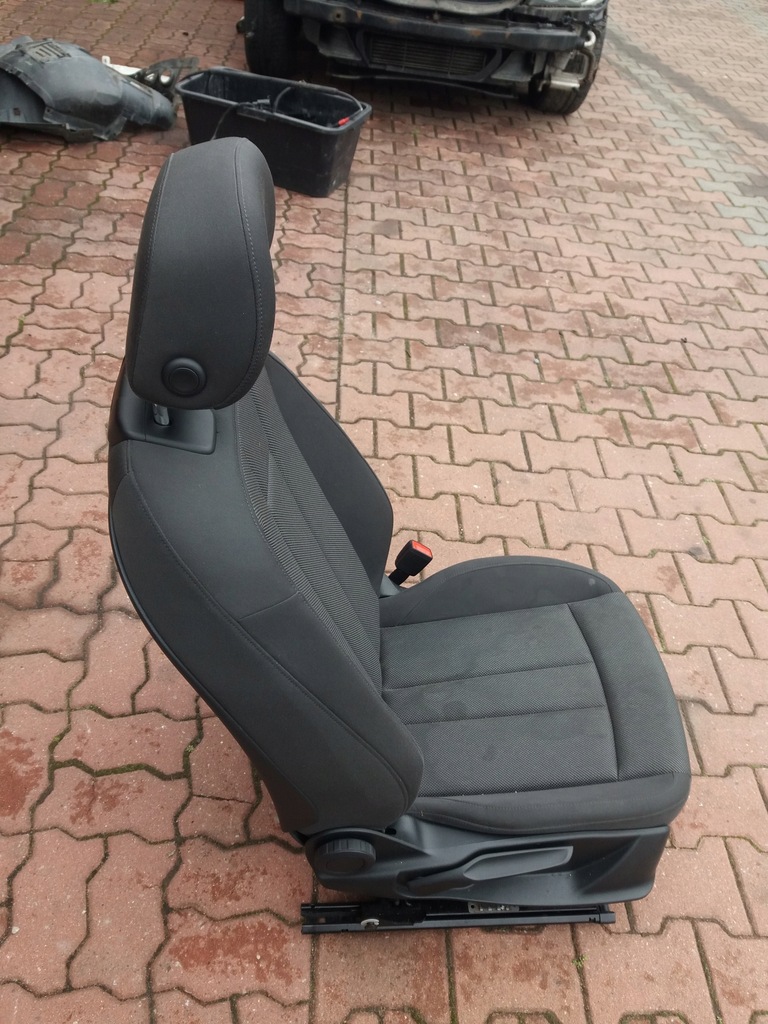 фото №8, Сиденье левый велюр audi a4 b9 подушка подушка безопасности