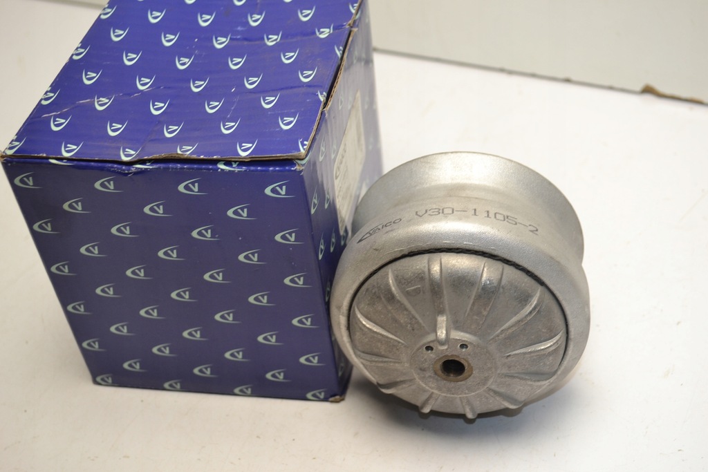 фото №1, Mercedes w124 w201 подушка двигуна