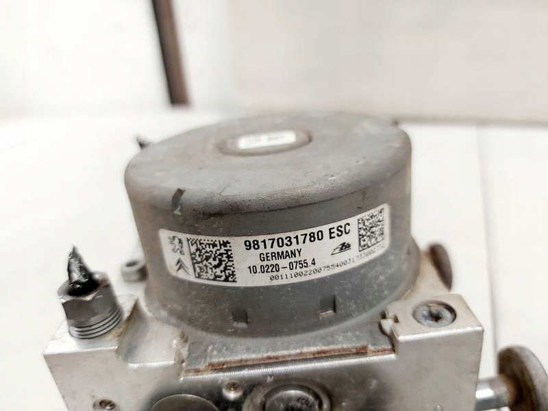 фото №9, Citroen c3 ii ds3 208 i 1.6 e-hdi bluehdi насос тормозная abs 9817031780